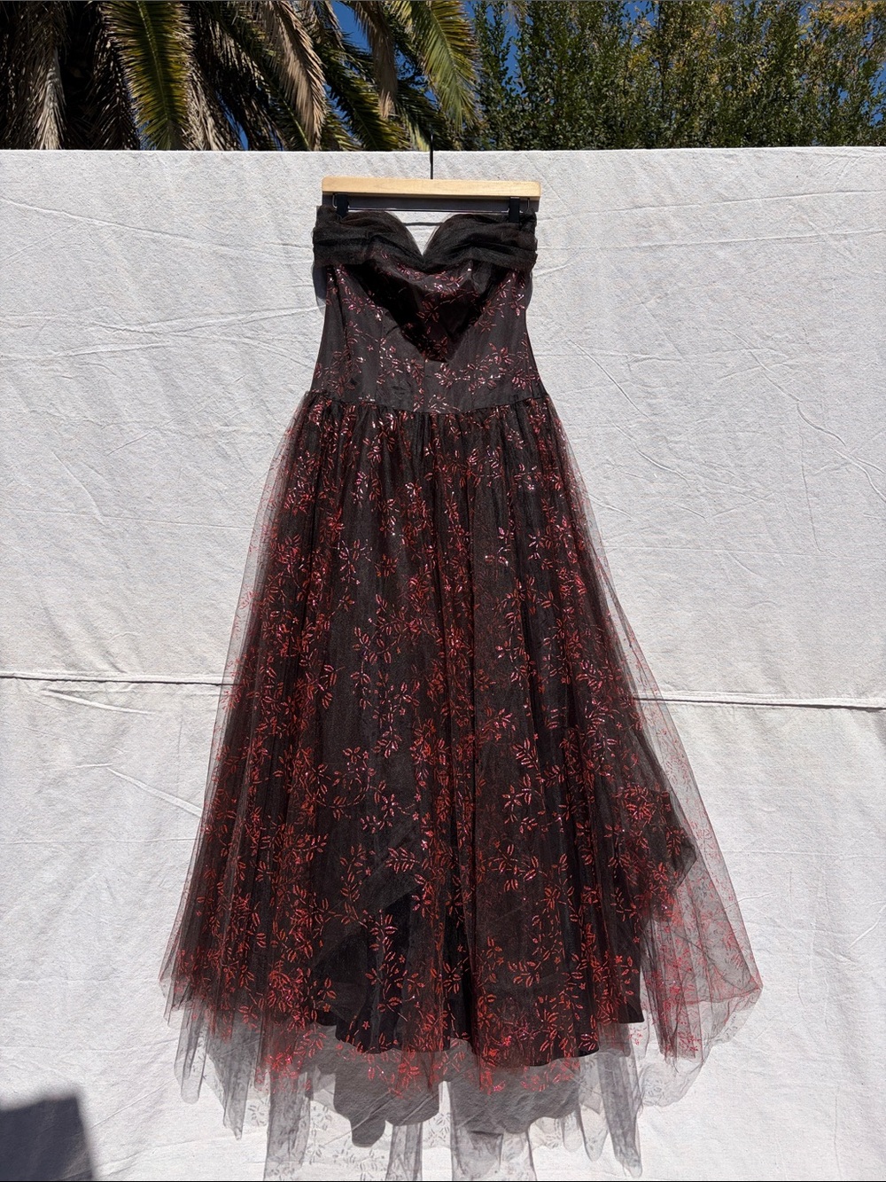 Women’s Black and Red Floral Tulle Evening Dress